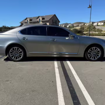 2017 Lexus LS 460 L — photo 6
