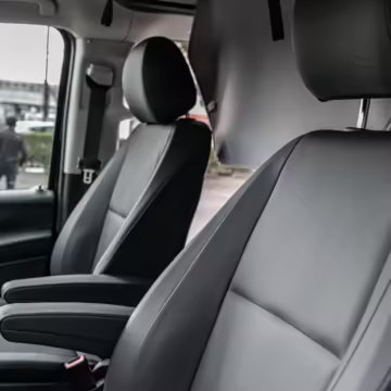 2020 Mercedes-Benz Metris Weekender — photo 17