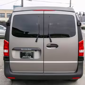 2020 Mercedes-Benz Metris Weekender — photo 11