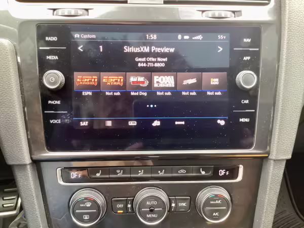 2018 Volkswagen Golf Alltrack SEL — photo 25