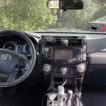 2017 Toyota 4Runner TRD Off-Road 4×4 — photo 27