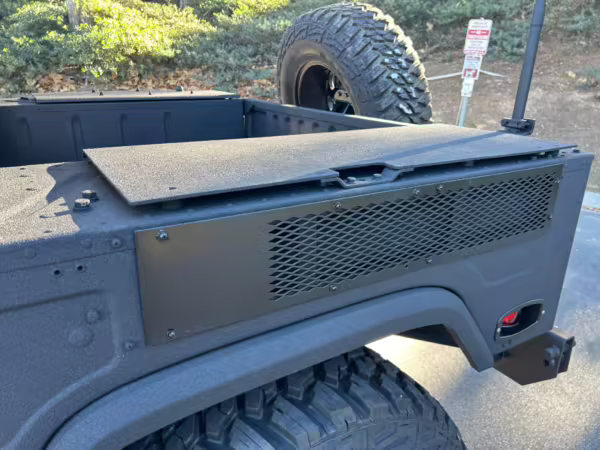 2005 AM General M1165A1 — photo 20