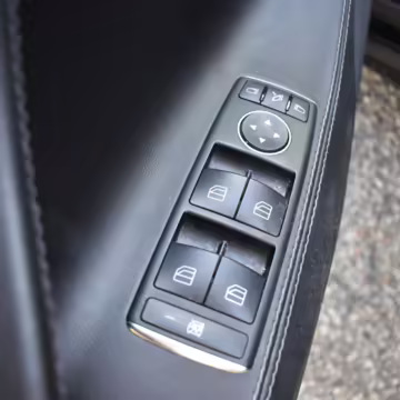 2017 Tesla Model S 75D — photo 67