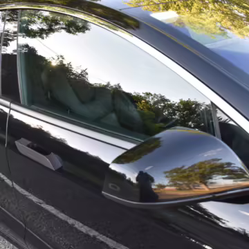 2017 Tesla Model S 75D — photo 58