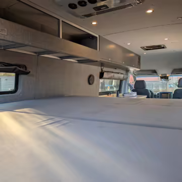 2017 Mercedes-Benz Sprinter 2500 4×4 — photo 45