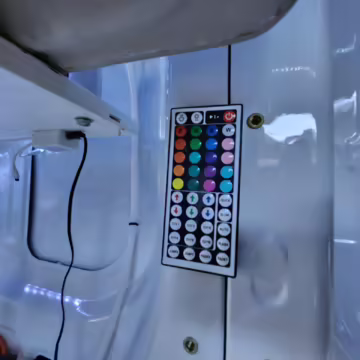 2022 Ford E-Transit 350 — photo 47