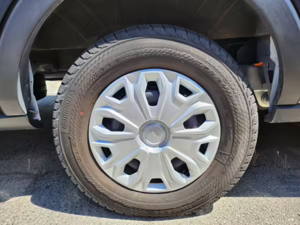 2022 Ford E-Transit 350 — photo 32