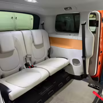2025 Volkswagen ID. Buzz 1st Edition — photo 19