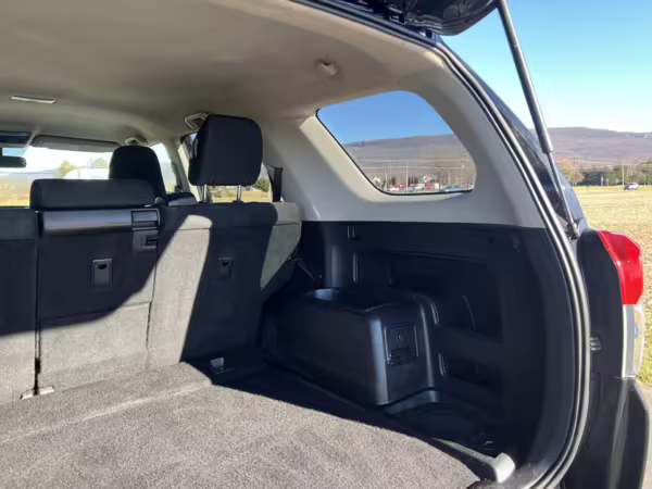 2011 Toyota 4Runner SR5 4×4 — photo 39