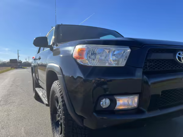 2011 Toyota 4Runner SR5 4×4 — photo 11