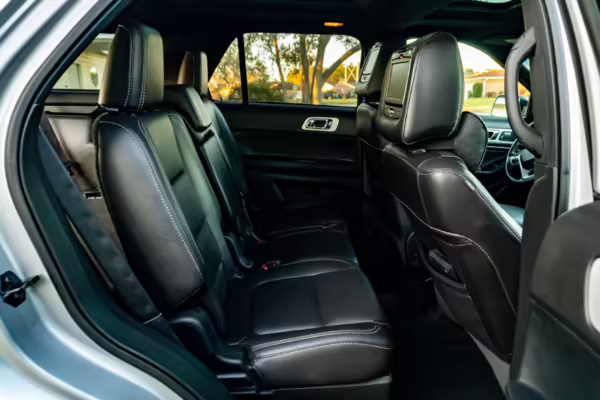 2015 Ford Explorer Sport — photo 25