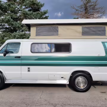1996 Dodge Ram Van B3500 — photo 4