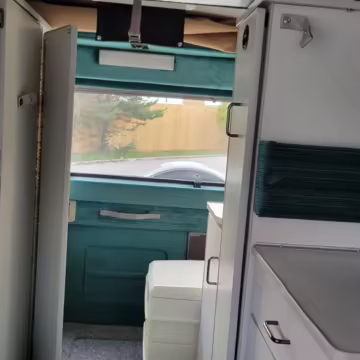 1996 Dodge Ram Van B3500 — photo 48