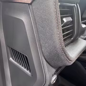 2022 Ford F-150 Lightning Lariat — photo 60