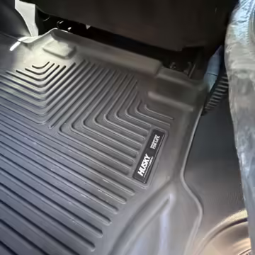 2022 Ford F-150 Lightning Lariat — photo 76