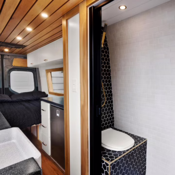 2022 Mercedes-Benz Sprinter 3500 — photo 51