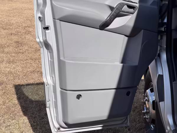 2015 Mercedes-Benz Sprinter 3500 Airstream Interstate — photo 42
