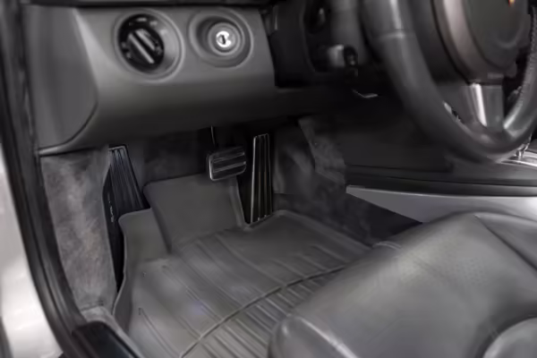 2006 Porsche 911 Carrera Coupe — photo 88
