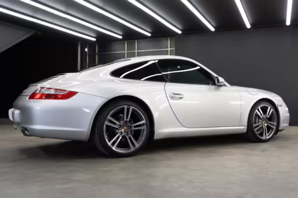 2006 Porsche 911 Carrera Coupe — photo 9