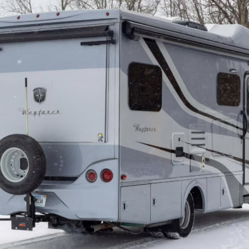 2020 Mercedes-Benz Sprinter 3500XD Tiffin Wayfarer 25QW Motorhome — photo 2