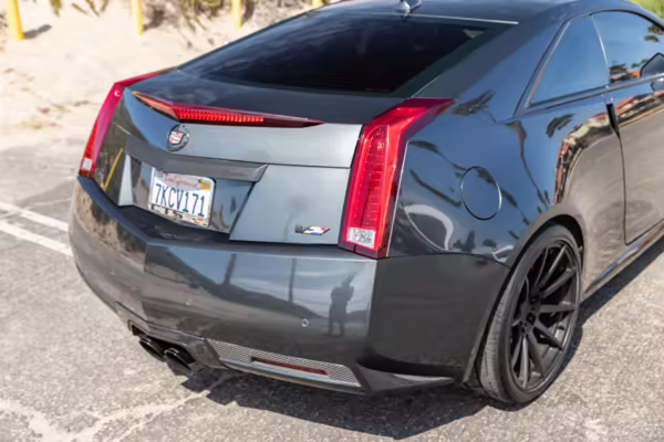2015 Cadillac CTS-V Coupe Special Edition — photo 11