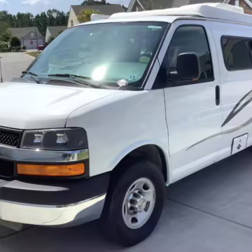 2010 Chevrolet Express 3500 Sportsmobile — photo 8