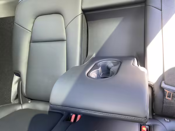 2022 Tesla Model Y Long Range AWD — photo 29