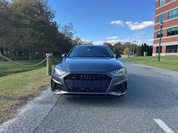 2021 Audi S4 Prestige — photo 5