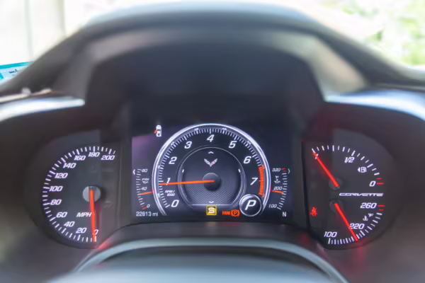 2015 Chevrolet Corvette Stingray Z51 Coupe — photo 50