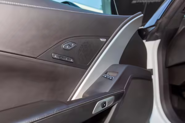 2015 Chevrolet Corvette Stingray Z51 Coupe — photo 53
