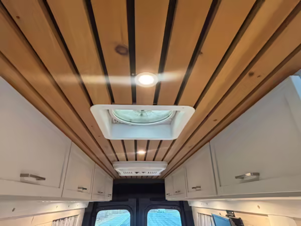 2020 Mercedes-Benz Sprinter 2500 — photo 30