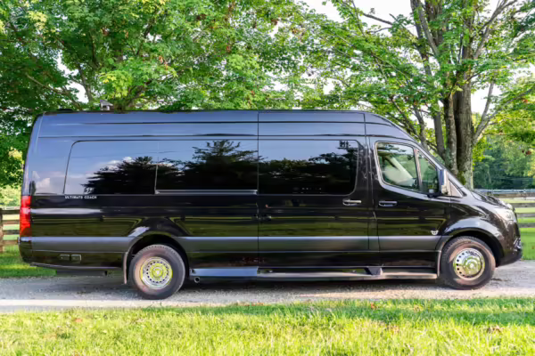 2023 Mercedes-Benz Sprinter 3500XD Ultimate Toys Coach — photo 78