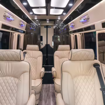2023 Mercedes-Benz Sprinter 3500XD Ultimate Toys Coach — photo 3