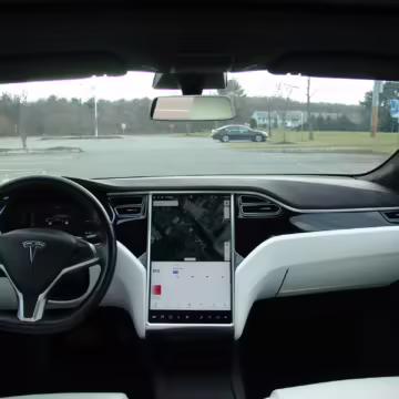 2016 Tesla Model S 90D — photo 31