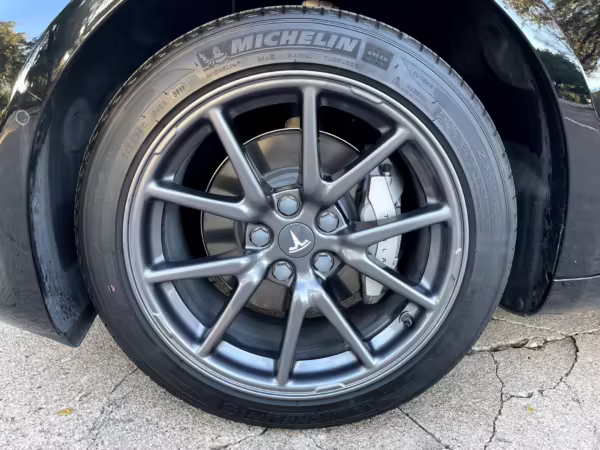 2018 Tesla Model 3 Mid Range RWD — photo 15