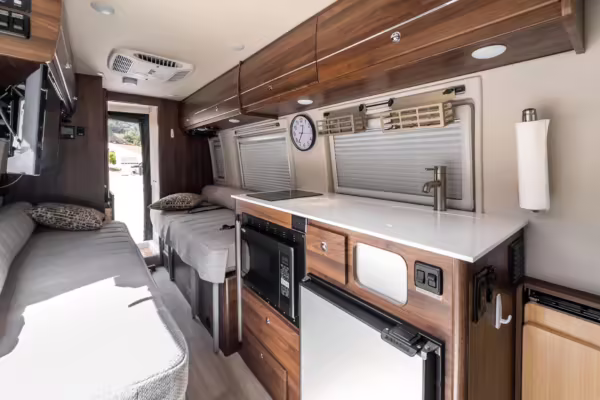 2019 Mercedes-Benz Sprinter 3500XD — photo 73