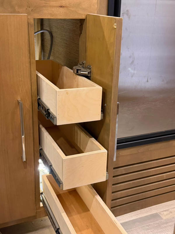 2020 Mercedes-Benz Sprinter 3500XD Tiffin Wayfarer 25QW Motorhome — photo 48