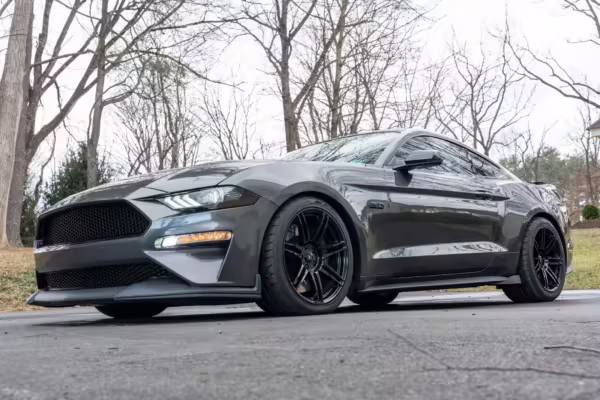 2018 Ford Mustang GT Coupe Premium — photo 14