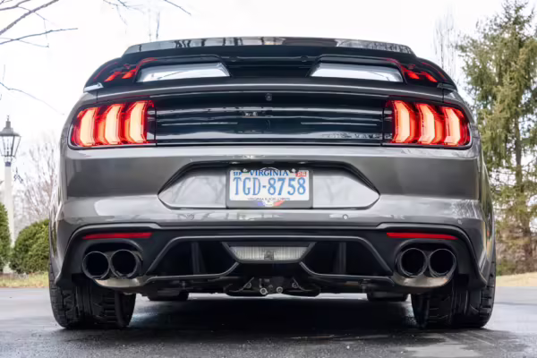 2018 Ford Mustang GT Coupe Premium — photo 23