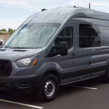 2021 Ford Transit 250 — photo 11