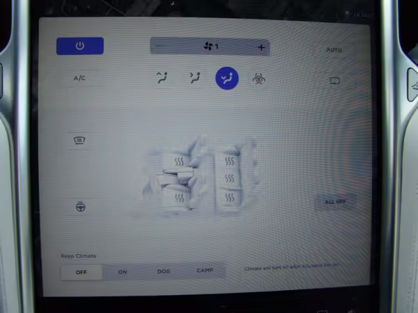 2016 Tesla Model S 90D — photo 34