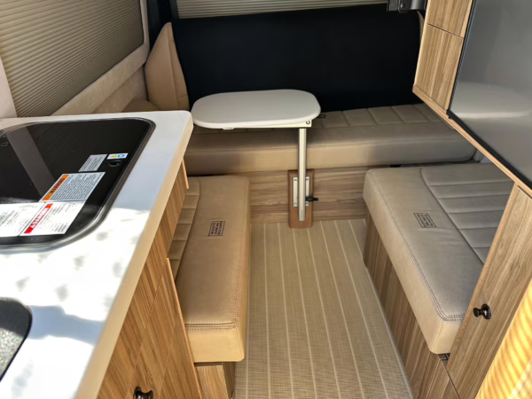 2021 Mercedes-Benz Sprinter 2500 Airstream Interstate 19 Tommy Bahama Edition 4×4 — photo 20