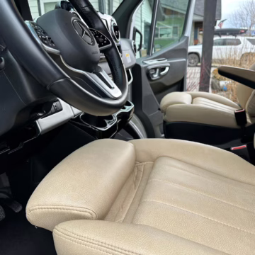 2021 Mercedes-Benz Sprinter 2500 Airstream Interstate 19 Tommy Bahama Edition 4×4 — photo 39