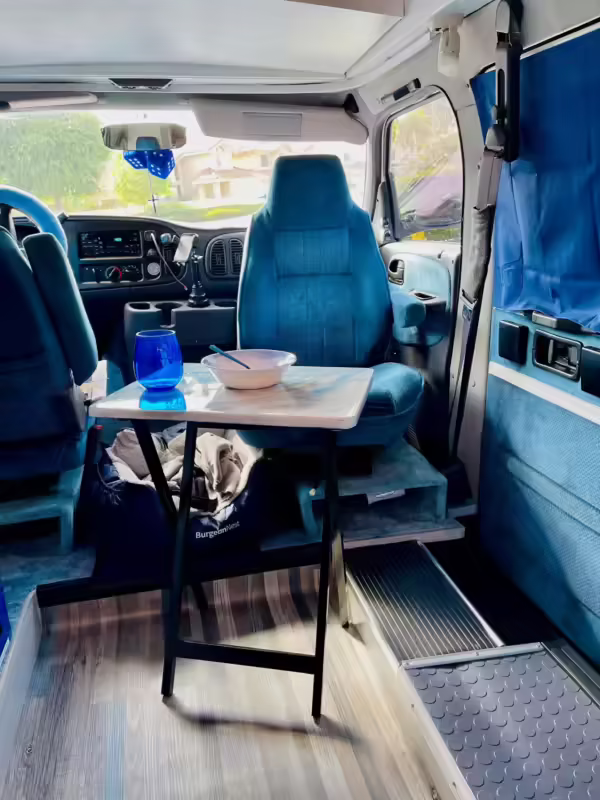 2000 Dodge Ram Van B3500 — photo 64