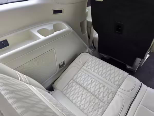 2018 Lincoln Navigator Black Label — photo 52
