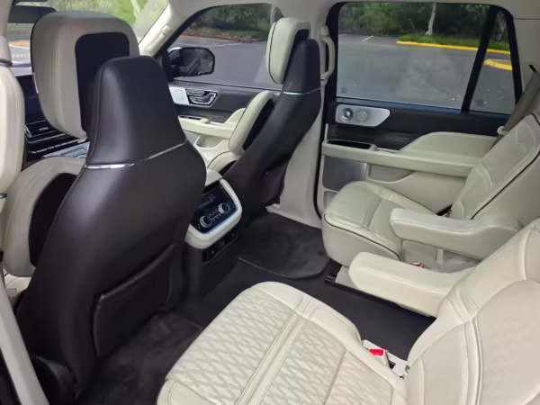 2018 Lincoln Navigator Black Label — photo 58