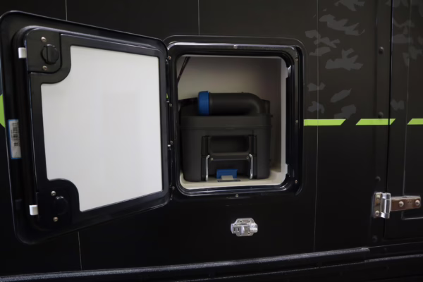 2017 Ford F-550 Super Duty XLT 4×4 Grid Camper — photo 31