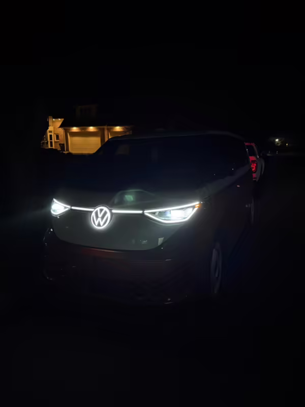 2025 Volkswagen ID. Buzz 1st Edition — photo 11