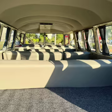 1975 Volkswagen Bus — photo 45