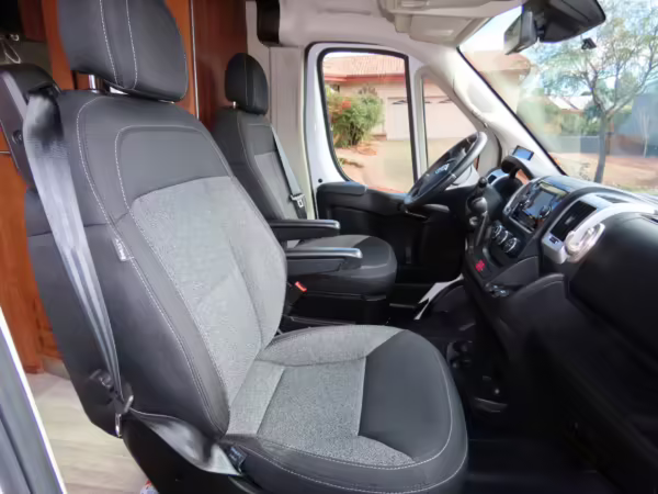 2021 Ram 3500 ProMaster Cargo Extended High Roof — photo 56